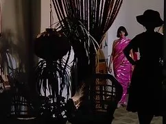 Hitomi Kano se quita ...