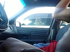 Esposa joven cojiend ...