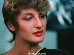 Clavar a su hermanas ...