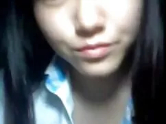 Hermanastra seduce a ...