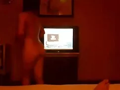 La fiesta nudista es ...